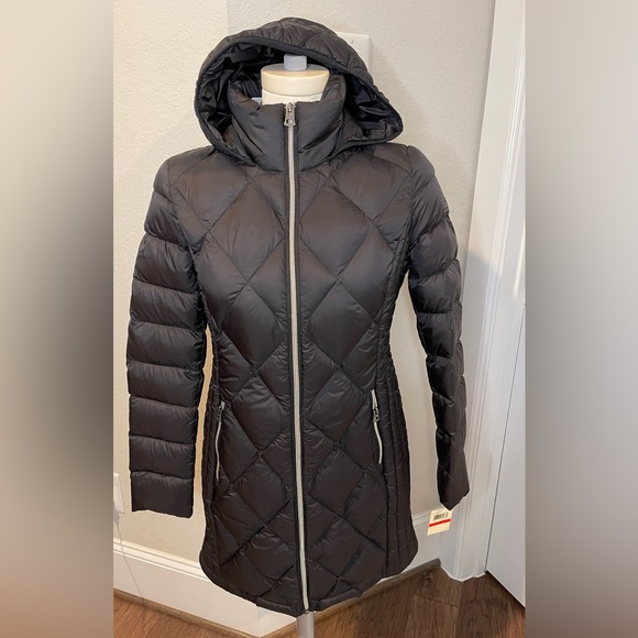 Lucky Brand Women's Black Down Jacket, Coat with hood. XSmall NWT - Picture 2 of 14